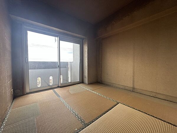 東南向きで日当たり良好！