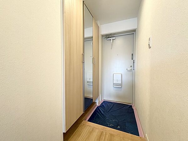 家族みんなの靴がしっかり保管できる収納スペース。玄関がいつでもスッキリ片付きますね♪