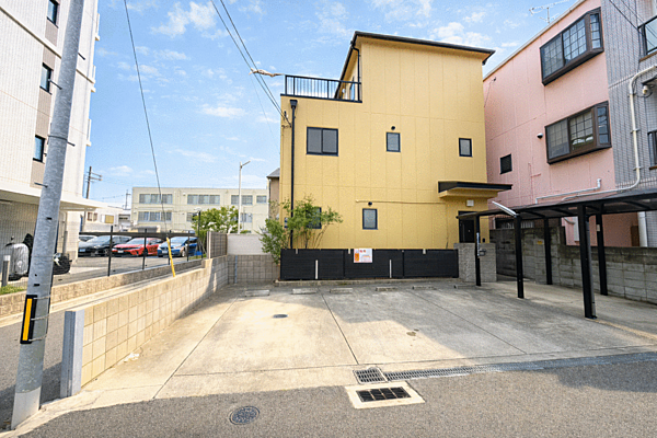 外観写真　北東角地　近年外壁塗装・バルコニー防水施工済