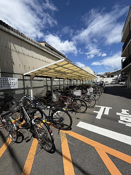 駐輪・駐車場