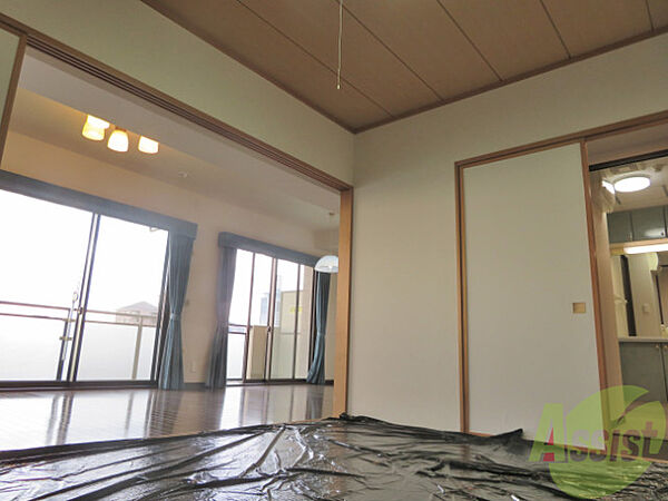 画像7:こちらのお部屋は和室のお部屋、畳は落ち着きますよー。