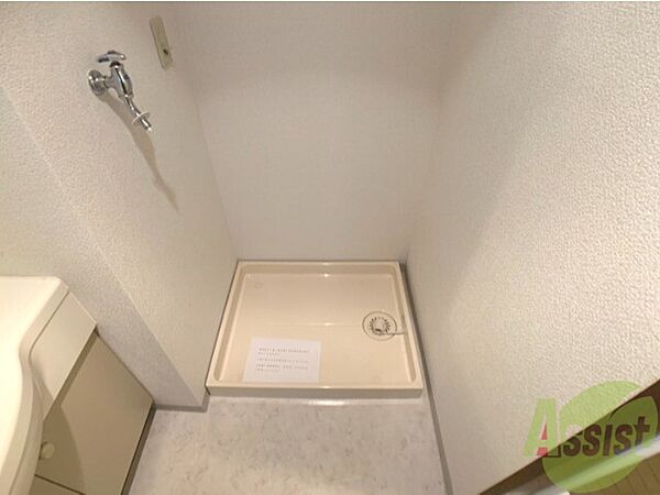 画像14:洗濯機置き場のスペースは脱衣所内にあります