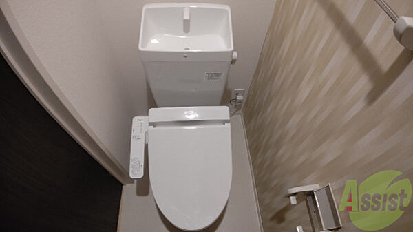 画像11:温水洗浄便座付きのトイレは、使用しやすくうれしいですね。