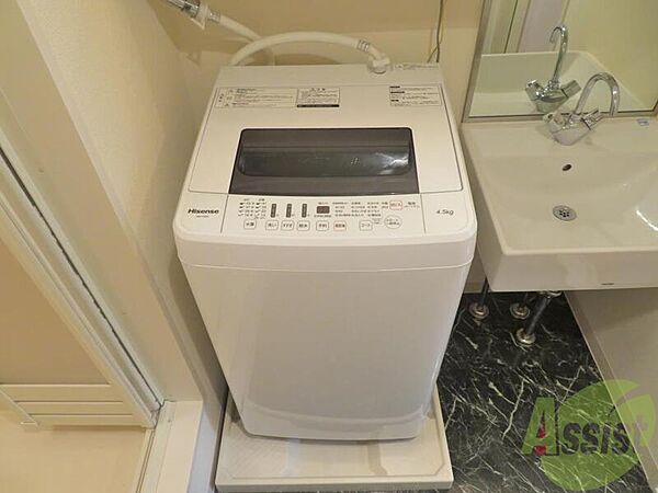 画像22:なんと洗濯機も付いております。初期費用抑えられますよね。