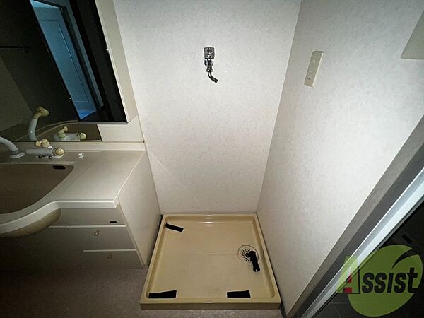 画像24:洗濯機置場は室内にあるのでもちろんいつでも洗濯できます。