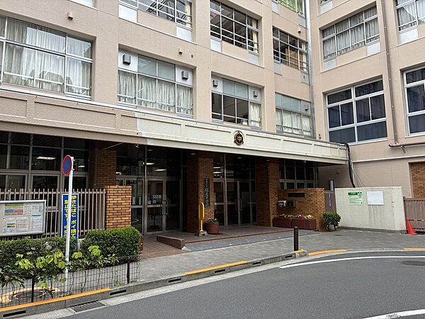 中央区立銀座中学校