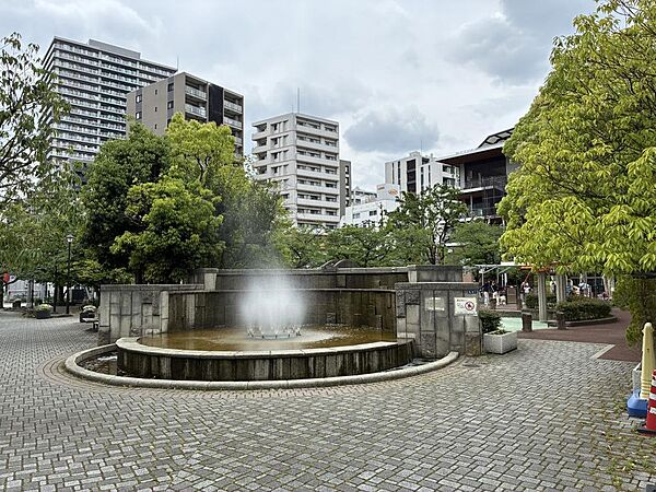 最寄りの公園、中央区立鉄砲州児童公園