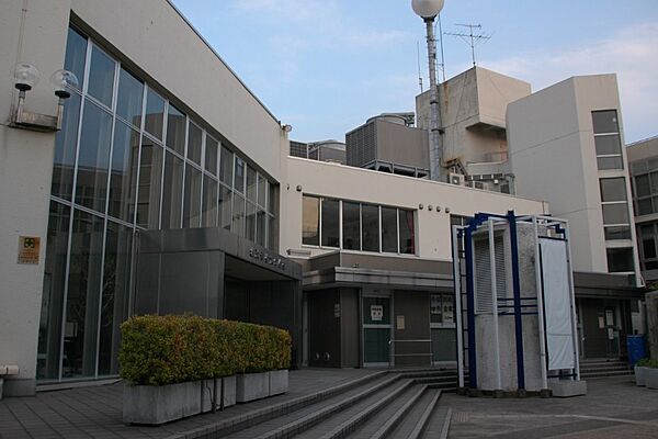 画像19:横浜市金沢区役所（268m）