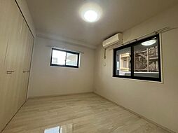 プレサンスロジェ森之宮 2LDKの室内