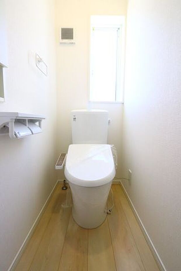 トイレは各階に完備しております！混みやすい朝のトイレも安心して使用できます！