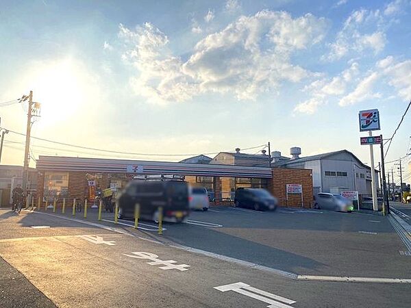 セブンイレブン　寝屋川点野三丁目店 450m