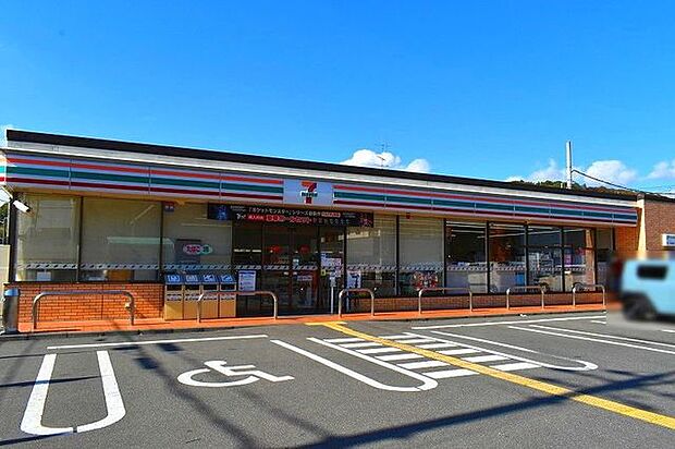 セブンイレブン八幡五反田店 350m