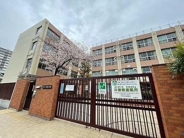 大阪市立友渕小学校 900m