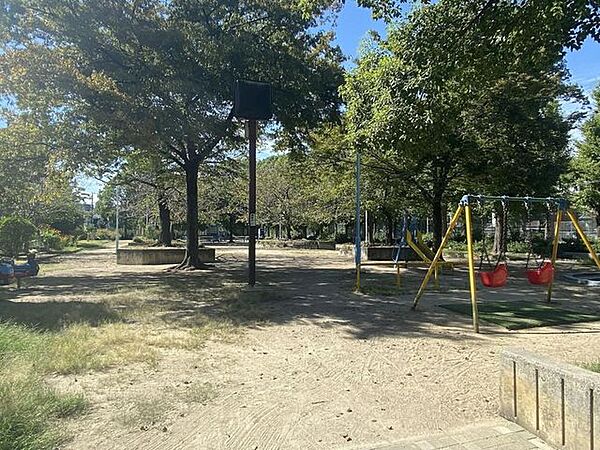 都島公園 620m