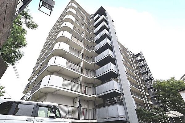 外観：327001682900