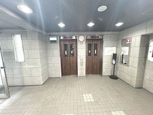 エレベータ