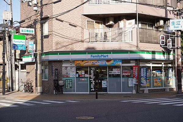 ファミリーマート 生江一丁目店 510m