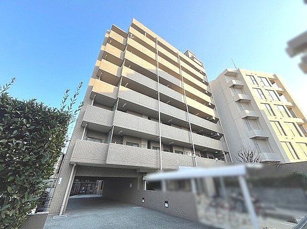 9階建てのマンションです(^^♪