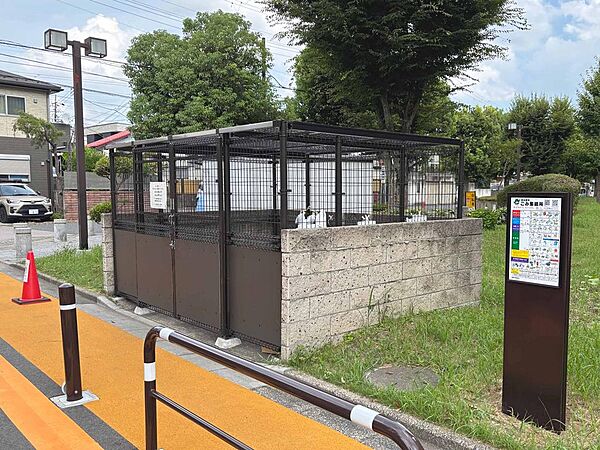 ゴミ収集ステーション