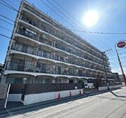 市川ファミリーマンションの賃貸物件