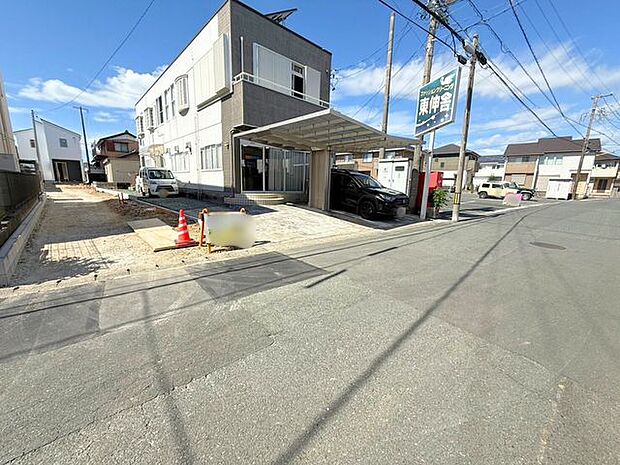 前面道路含む現地写真