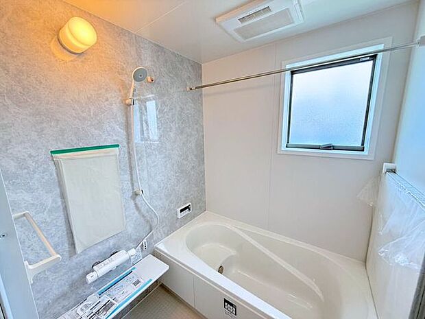 冬の寒さで凍えた体や夏のクーラーで冷えてしまった体を湯船にはいってポカポカにしましょう♪1日の疲れを癒し、心も体も綺麗さっぱり♪心の洗濯をして明日の元気へ。