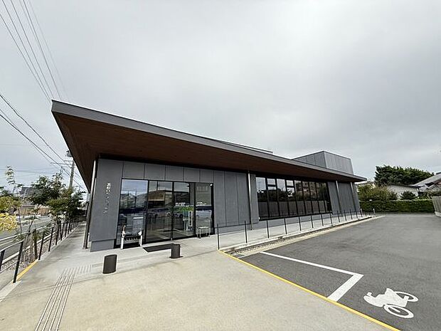 銀行 浜松いわた信用金庫浜北支店 1018m