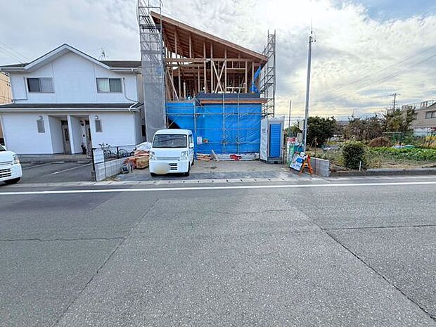 前面道路含む現地写真