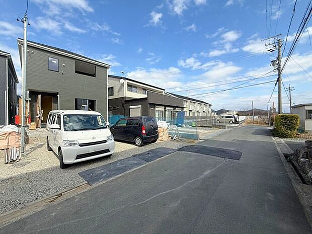 前面道路含む現地写真