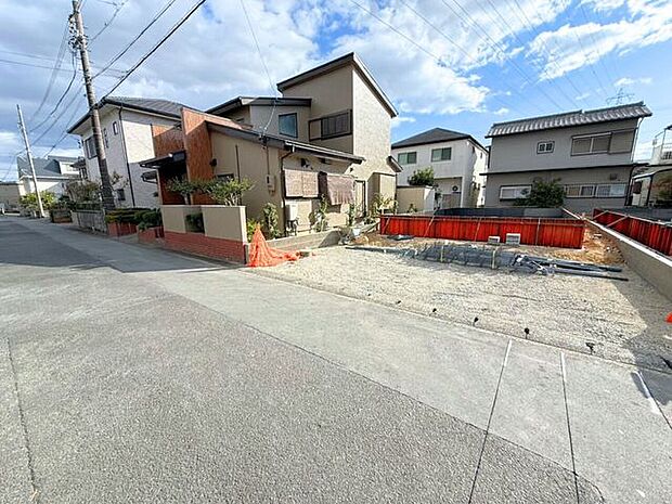 前面道路含む現地写真