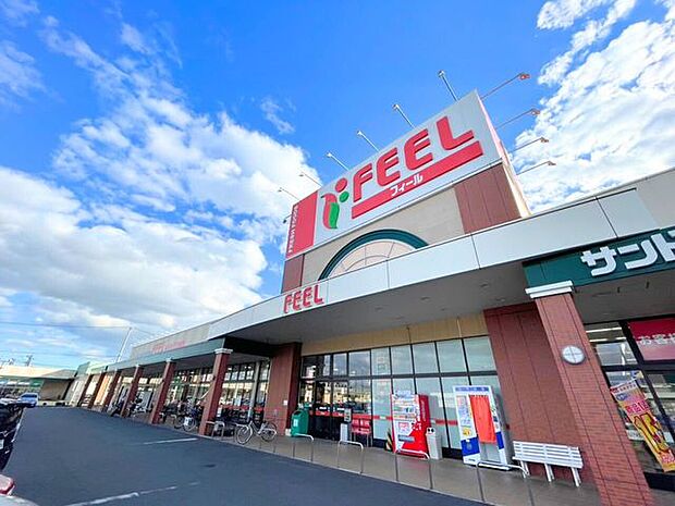 スーパー フィール小豆餅店営業時間:9:30〜21:00 1400m