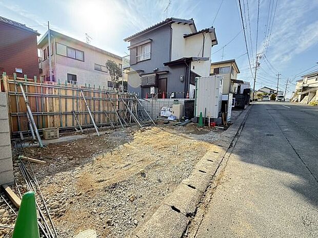 前面道路含む現地写真
