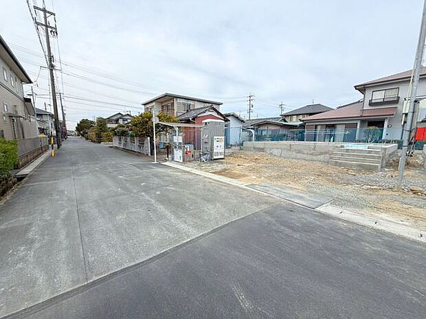 前面道路含む現地写真