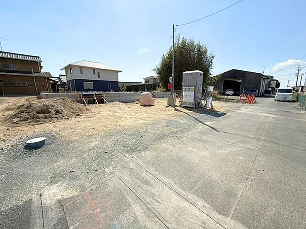 前面道路含む現地写真