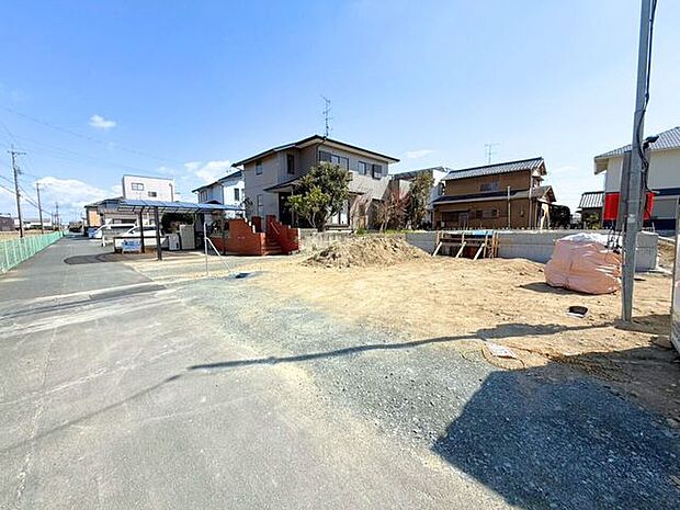 前面道路含む現地写真
