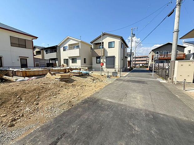 前面道路含む現地写真