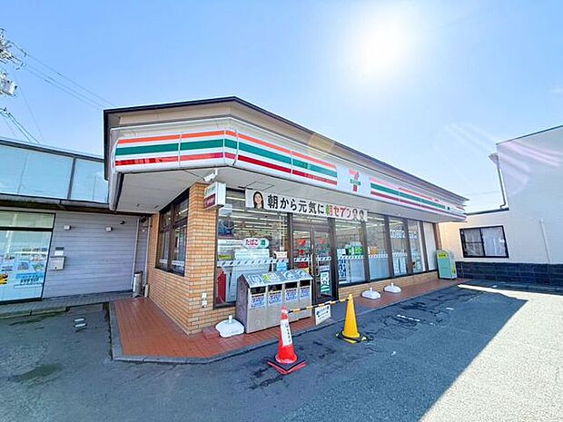 コンビニ セブンイレブン浜松アリーナ前店 450m