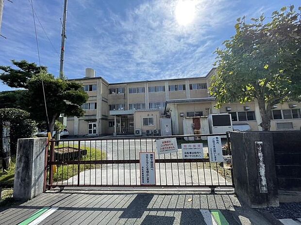 浜松市立浅間小学校 750m