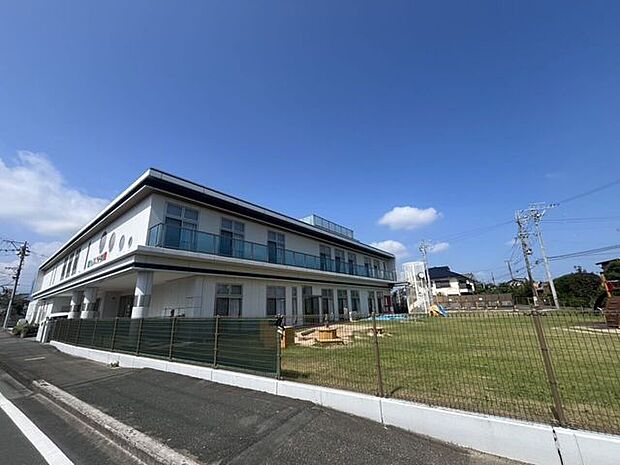 幼稚園・保育園 幼保連携型認定こども園風の子子ども園 318m