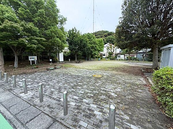 富塚公園 540m