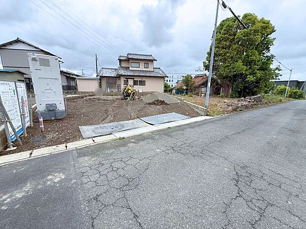 前面道路含む現地写真