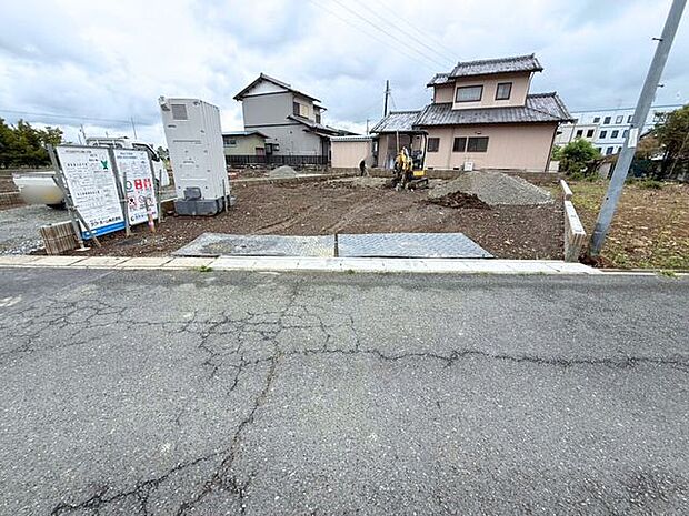 前面道路含む現地写真
