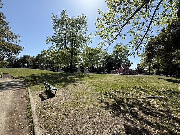 安間川公園 438m
