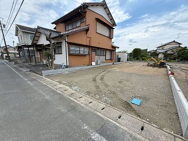 前面道路含む現地写真