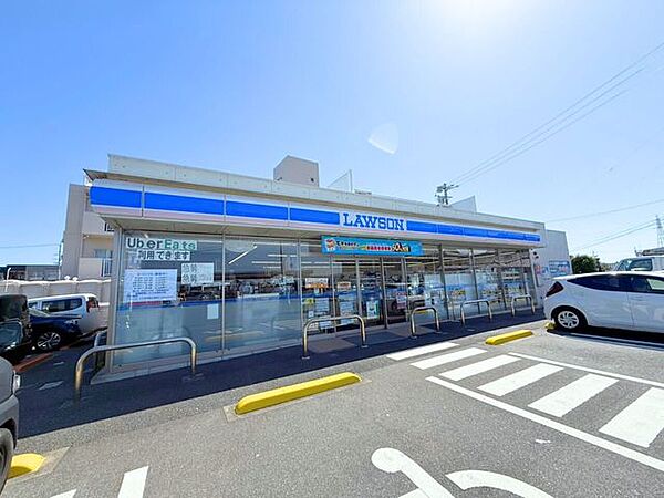 コンビニ ローソン安新町店 512m