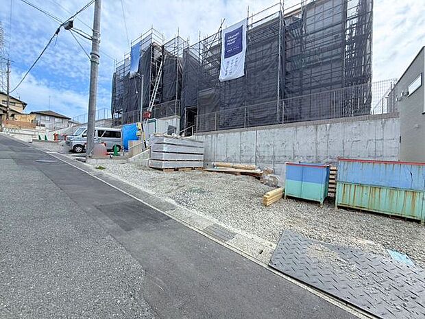前面道路含む現地写真