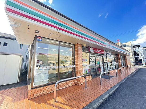 コンビニ セブンイレブン浜松和地山2丁目店 500m