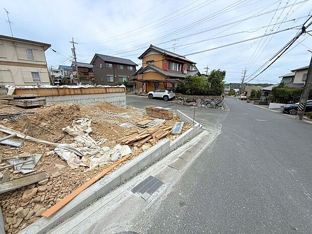 前面道路含む現地写真