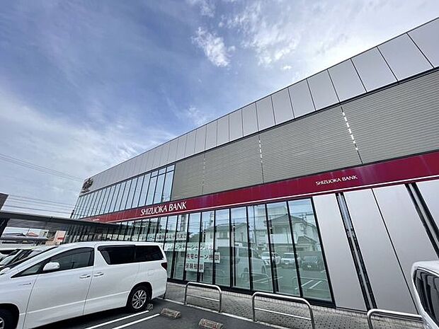 静岡銀行浜北支店 473m
