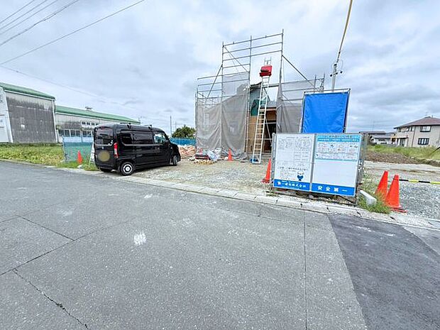 前面道路含む現地写真